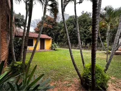 Casa en venta en Maka'i, Luque 3