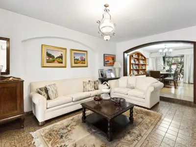 House for sale in Manorá, Asunción 3