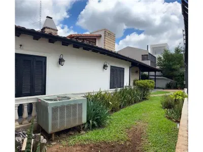 Casa à venda em Manorá, Assunção 4