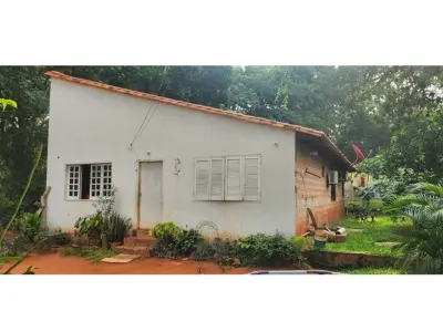 Casa en venta en Maramburé, Luque 4