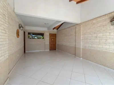 Casa à venda em María Auxiliadora, Mariano Roque Alonso 4