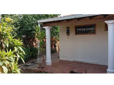 Casa à venda em Mariano Roque Alonso, Central 3