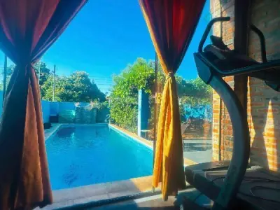 House for Sale in Mariano Roque Alonso with Pool 2