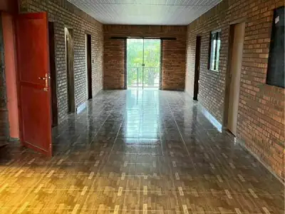 House for Sale in Mariano Roque Alonso with Pool 4