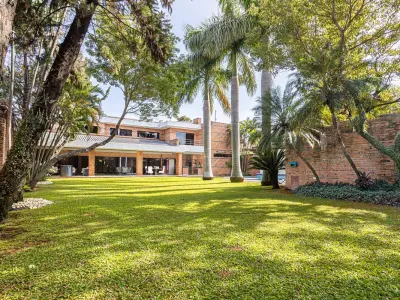 Casa en venta en Mariscal Estigarribia, Asunción 3