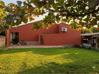 Casa en venta en Mbocayaty, Asunción 2