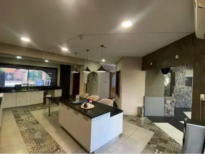 Casa à venda em Mburucuyá, Assunção 3