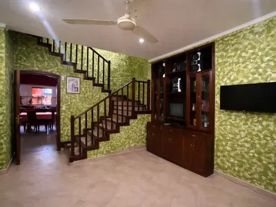 House for sale in Mburucuyá, Asunción 3