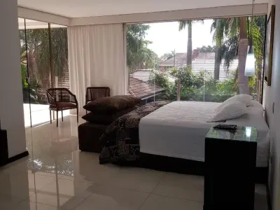 Casa à venda em Mcal. López, Assunção 3