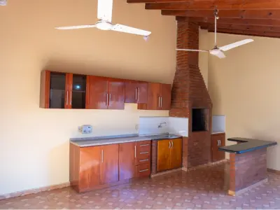 Casa à venda em Minga Guazú, Alto Paraná 4