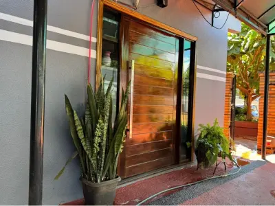 House for sale in Minga Guazú with 5 bedrooms and pool 4