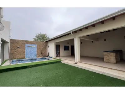 Casa en venta en Miraflores, San Lorenzo 4