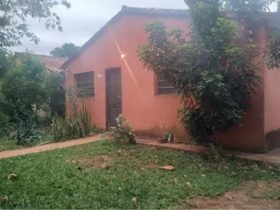 Casa à venda em Mora Kue, Luque 3