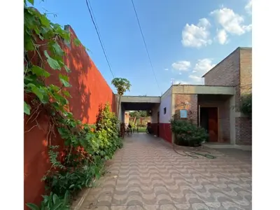 Casa en venta en Mora Kue, Luque 4