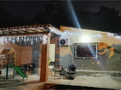 House for sale in Ñemby, Cañadita, with large patio 3