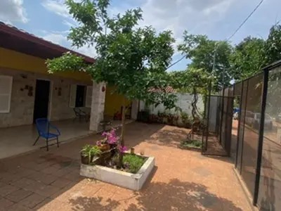 Casa à venda em Ñemby, Pa`i Ñu, com 3 dormitórios 4