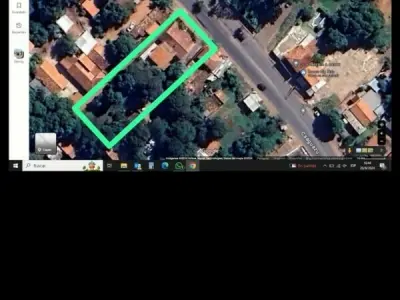 Casa en venta en Ñemby, sobre Avenida Caaguazú 4