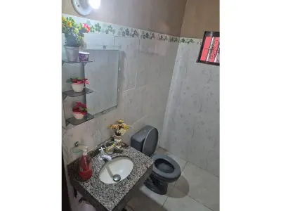Casa en venta en Ñemby, zona Caaguazú 4