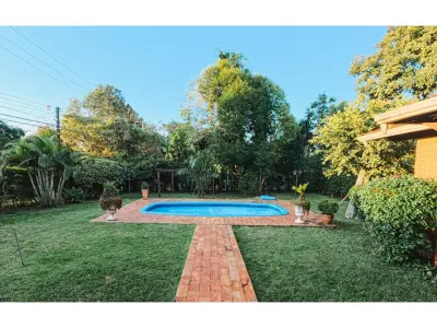 Casa à venda no Paraná Country Club, Hernandarias 4