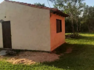 Casa à venda em Piquete Cué, Limpio 2