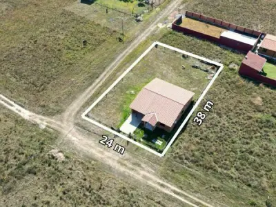 Casa à venda em Pirayú, Paraguarí – 3 quartos, construção nova 3