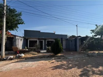 Casa en venta en planta baja en Fernando de la Mora 2