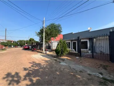 Casa en venta en planta baja en Fernando de la Mora 3