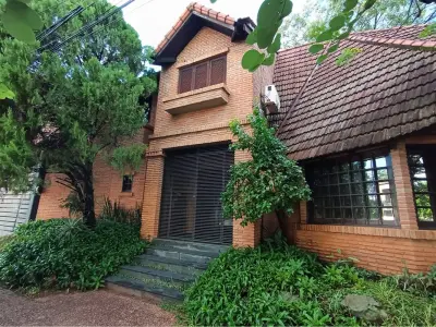 Casa en venta en Recoleta, Asunción 2