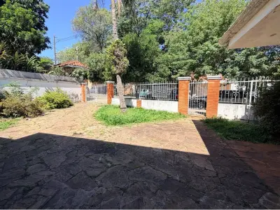 Casa à venda em Recoleta, Assunção, com 5 dormitórios 4