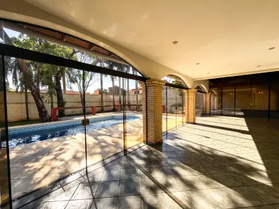 Casa à venda na Recoleta com piscina e quincho 4