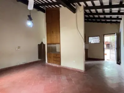 Casa à venda em Remanso, Mariano Roque Alonso — 3 quartos com piscina 2