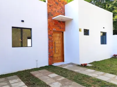 Casa en venta en San Antonio, Achucarro 2