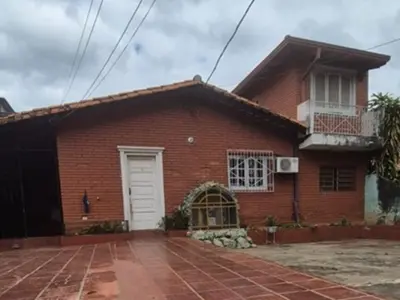Casa en venta en San Antonio, Lambaré 3