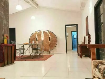 Casa à venda em San Bernardino — 245 m² com piscina e quincho 2