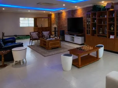 Casa à venda em San Bernardino com 5 dormitórios 5