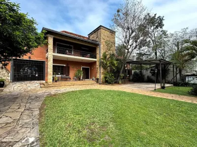 Casa à venda em San Bernardino com 6 dormitórios 2