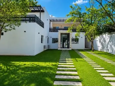 Casa en venta en San Bernardino con 7 dormitorios 3
