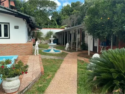 Casa à venda em San Bernardino, Urbanização Sadi 2