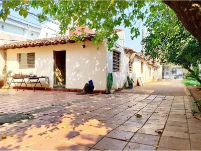 Casa en venta en San Cristóbal, Asunción 2