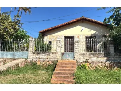 Casa en venta en San Isidro, Lambaré 3
