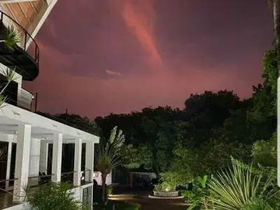 House for Sale in San Lorenzo — 4 Bedrooms with Tennis Court and Pool 2