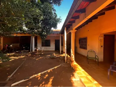 Casa à venda em San Lorenzo, a minutos do centro 3