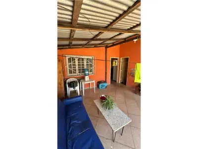 Casa à venda em San Lorenzo, bairro Lucerito 4