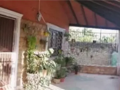 House for sale in San Lorenzo, Central 5