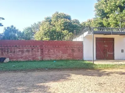 House for sale in San Lorenzo, Central 2