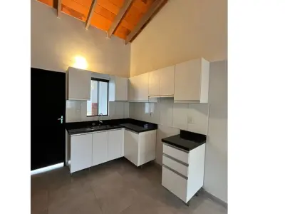 House for sale in San Lorenzo, Virgen del Rosario 4