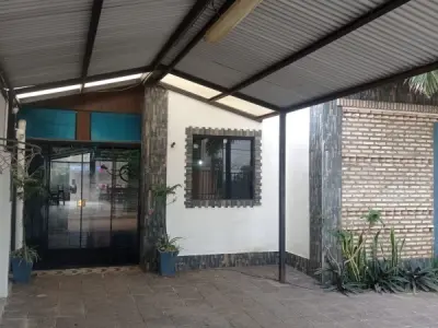 Casa en venta en San Lorenzo, zona Shopping Pinedo 3