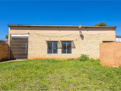Casa en venta en San Miguel, San Lorenzo 3