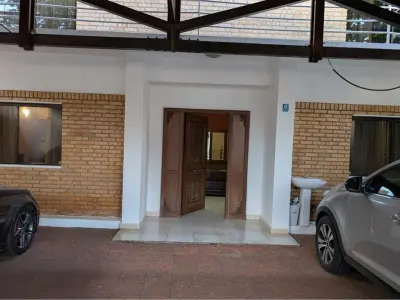Casa en venta en San Miguel, San Lorenzo 2