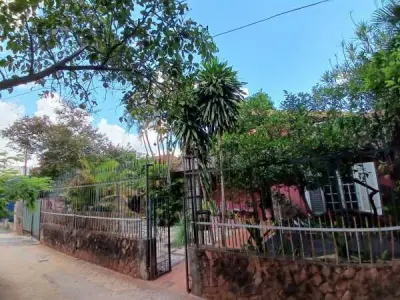 House for Sale in San Pablo, Asunción — 420 m² Lot 4